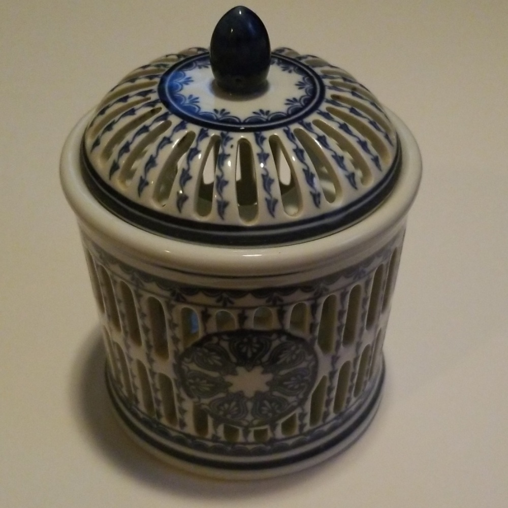 Biltmore Estate jar
